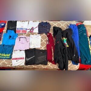 Nike Kids Black and Gray Logo T-Shirt